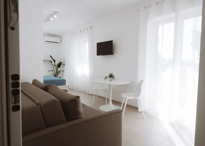 Gioema Bed & Breakfast 4*